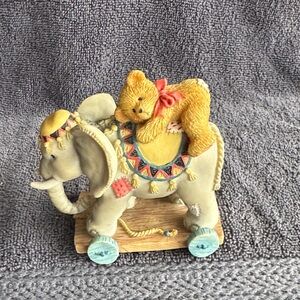Cherished Teddies. Elephant Figurine with Bear